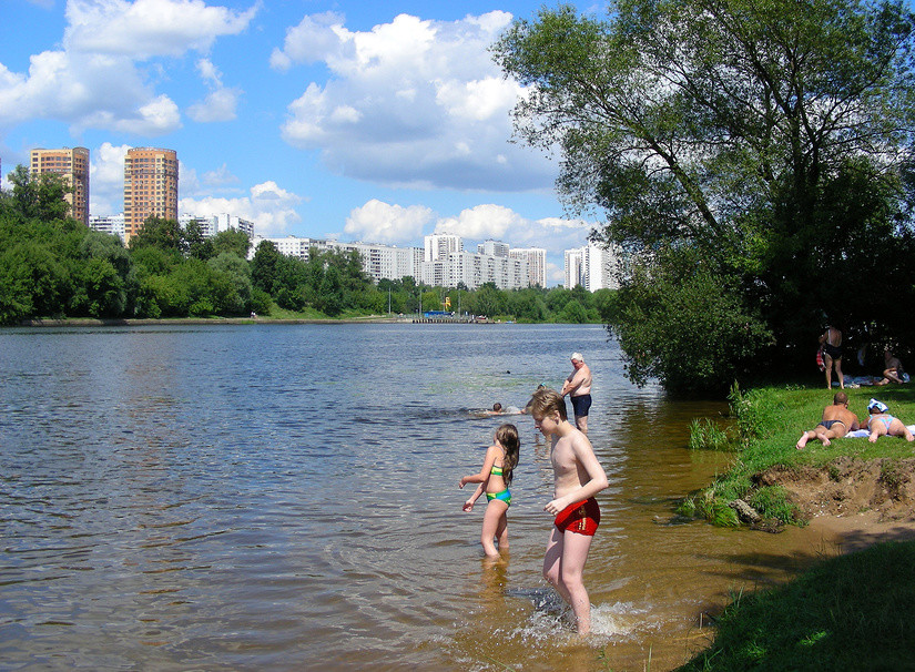 В столице официально открылся купальный сезон