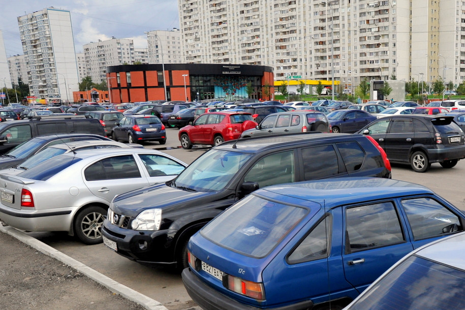 Парковки у метро. Перехватывающая парковка Пятницкое шоссе. Перехватывающая парковка Волоколамская. Перехватывающая парковка Бибирево. Перехватывающая парковка у метро Новокосино.