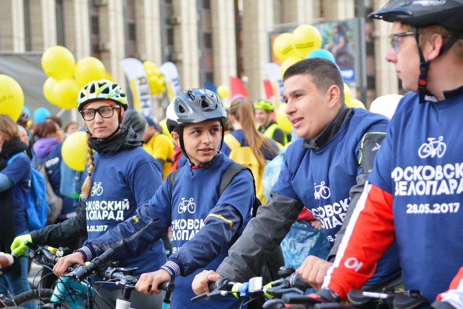 Участники Московского велопарада