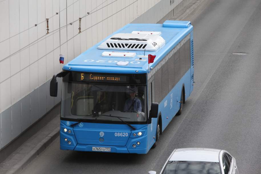 В связи с закрытием платформы «Карачарово» Мосгортранс организовал бесплатные автобусы