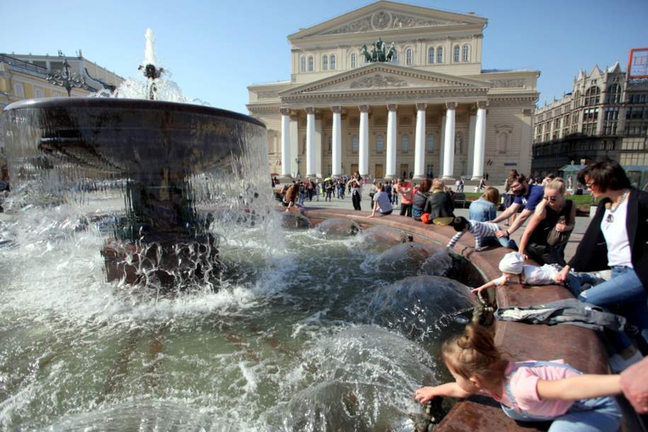 В столице заработали пять новых фонтанов