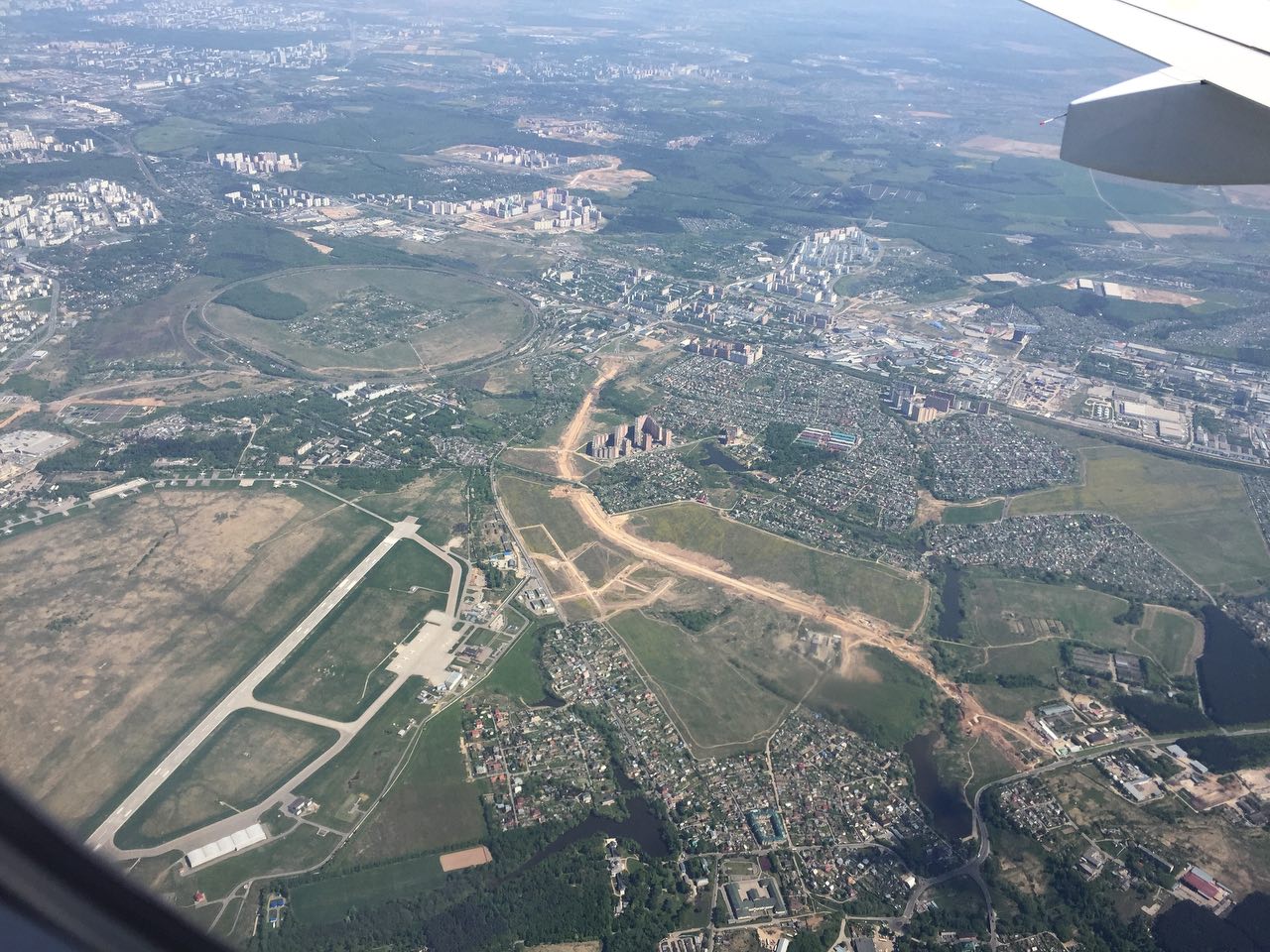 Самолет остафьево. Аэропорт Остафьево Москва. Аэродром Астафьево Московская. Аэропорт Астафьево Московская область. Поселение Рязановское, аэропорт 