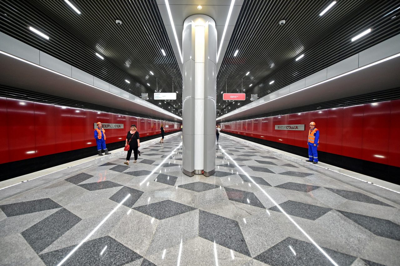 Станция метро некрасовская