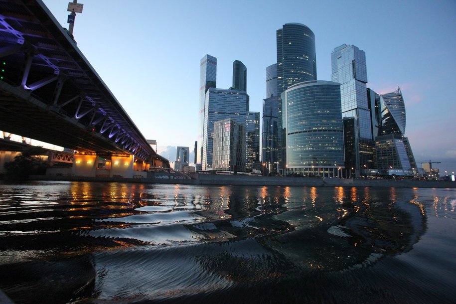 На территории Москва-Сити появится зеркальный сад-амфитеатр