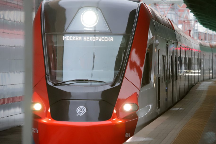 Более 12 тыс. гаджетов можно будет одновременно зарядить в 39 поездах «Иволга» на МЦД
