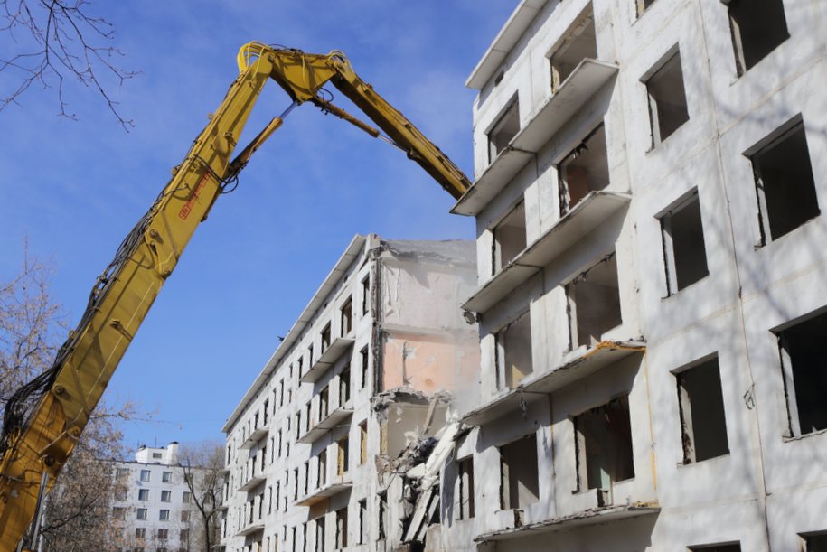 По программе реновации демонтированы 70 зданий
