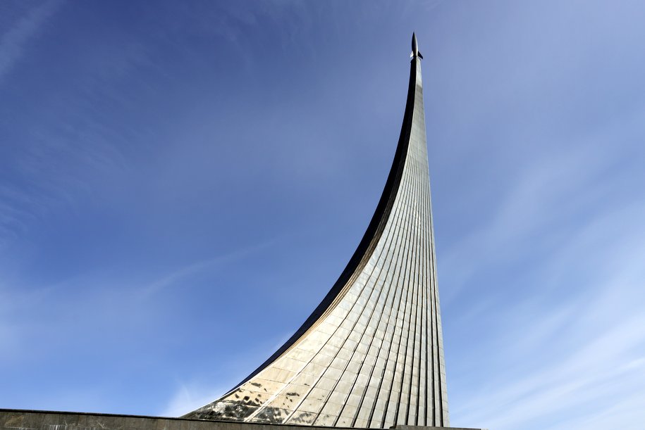 В столице отреставрируют монумент «Покорителям космоса»