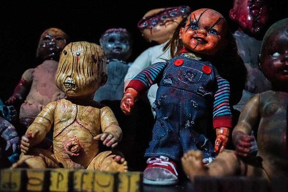 18+, или Что происходит в музее мёртвых кукол?