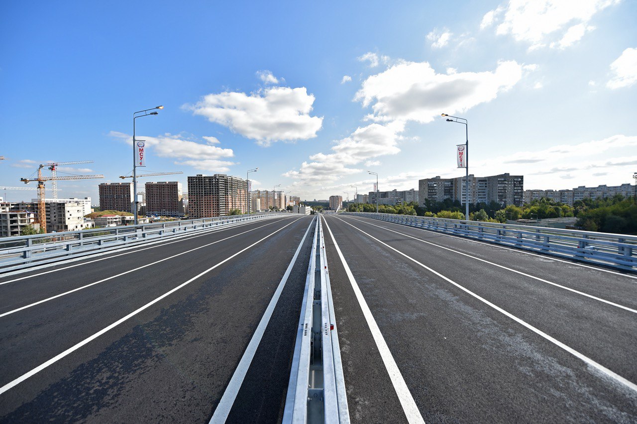 Новая магистраль в ТиНАО готова наполовину