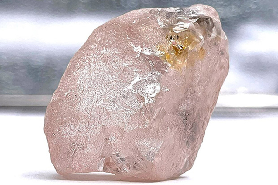 В Африке нашли крупнейший алмаз за 300 лет