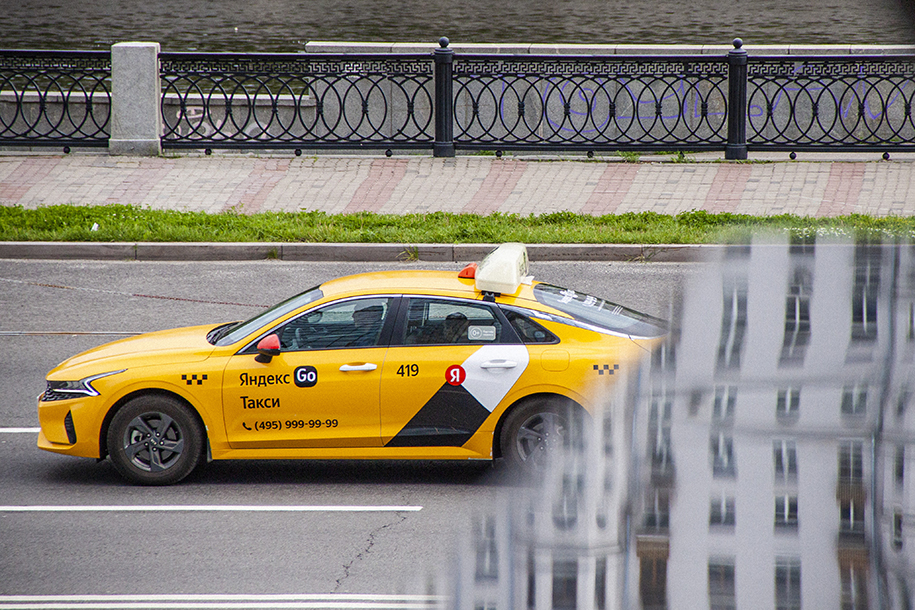 «Яндекс» попросил у АвтоВАЗа больше такси
