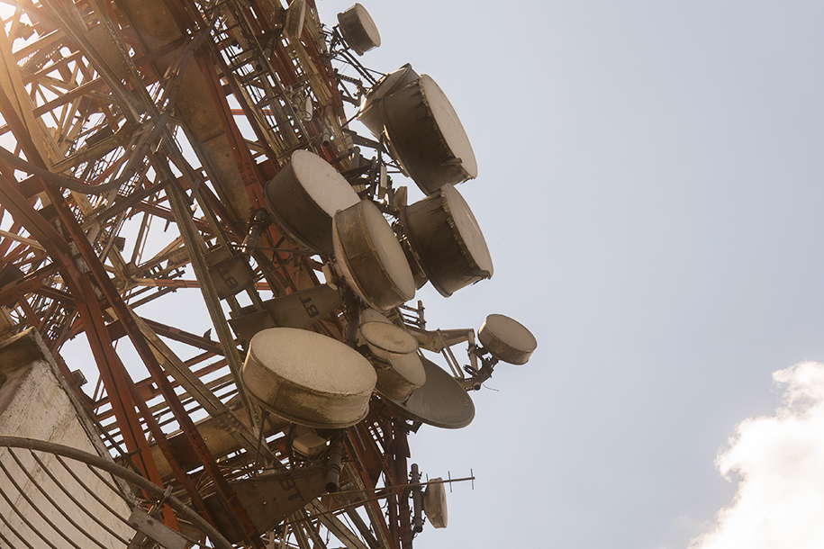 Запрет на иностранное телеком-оборудование хотят отсрочить