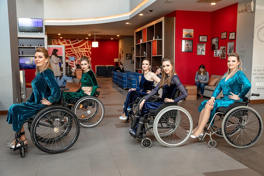 Поможем девушкам из команды танцев на колясках выступить на Чемпионате России
