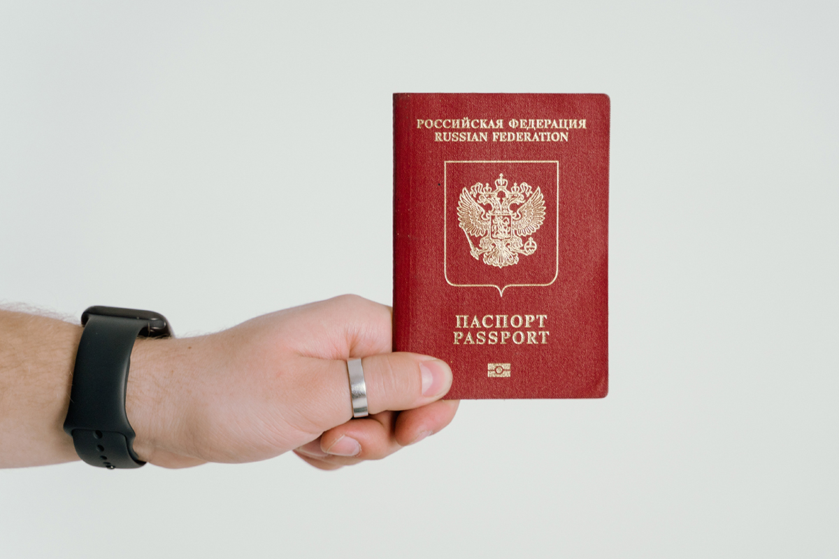 В МИД работают над упрощением выдачи паспорта РФ для проживающих за рубежом