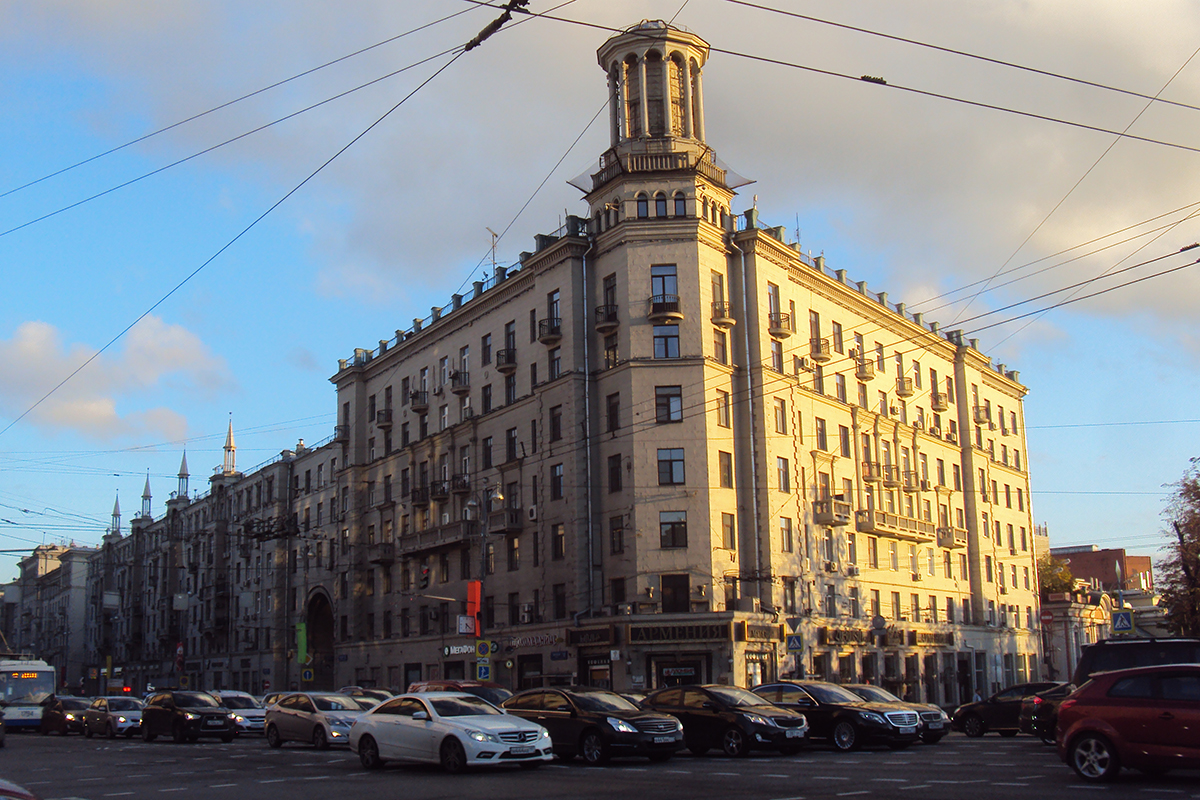 дома на тверской в москве