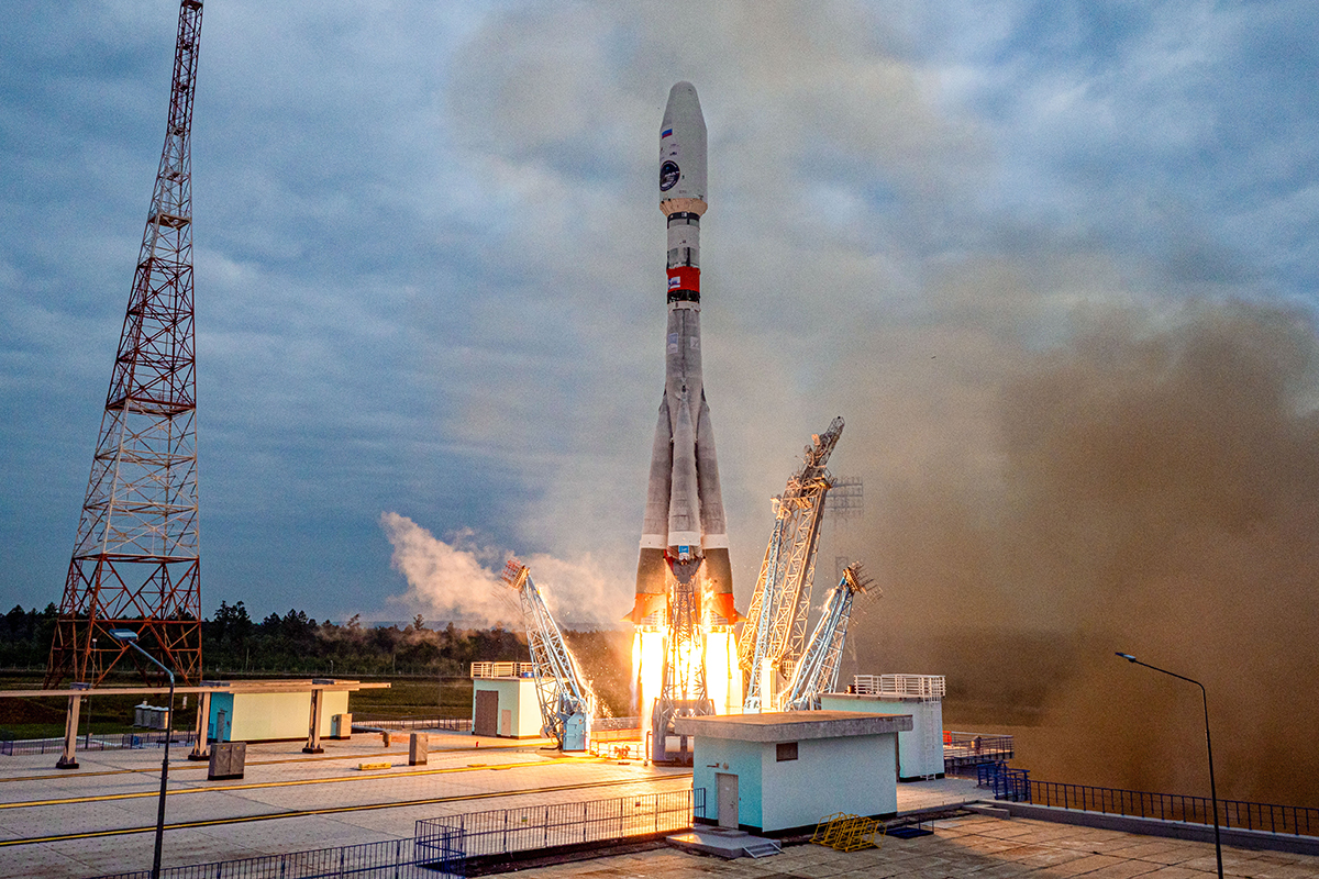 С космодрома Восточный стартовала первая российская лунная миссия