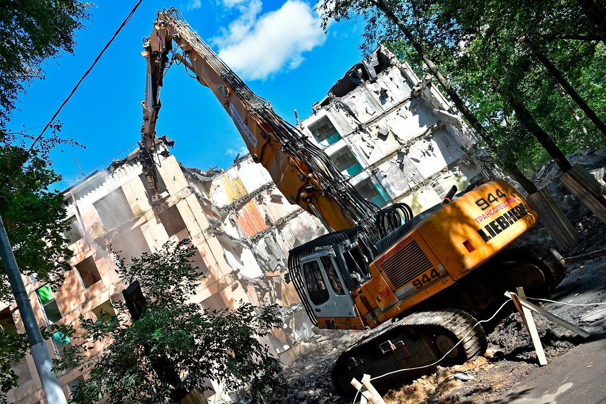 Андрей Бочкарёв: Более 4,5 млн кв.м реновационного жилья проектируется и строится на месте сноса домов
