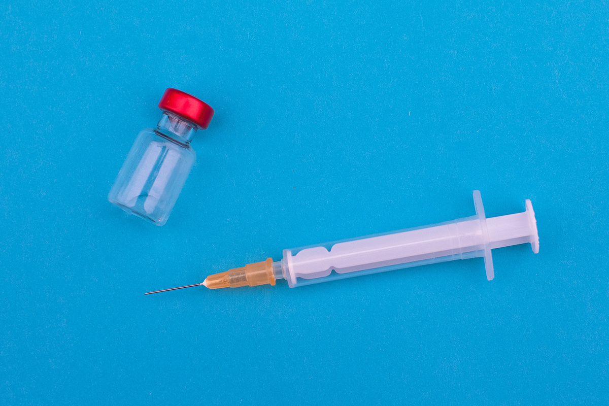 Минздрав РФ сообщил о достаточном объеме вакцин от полиомиелита