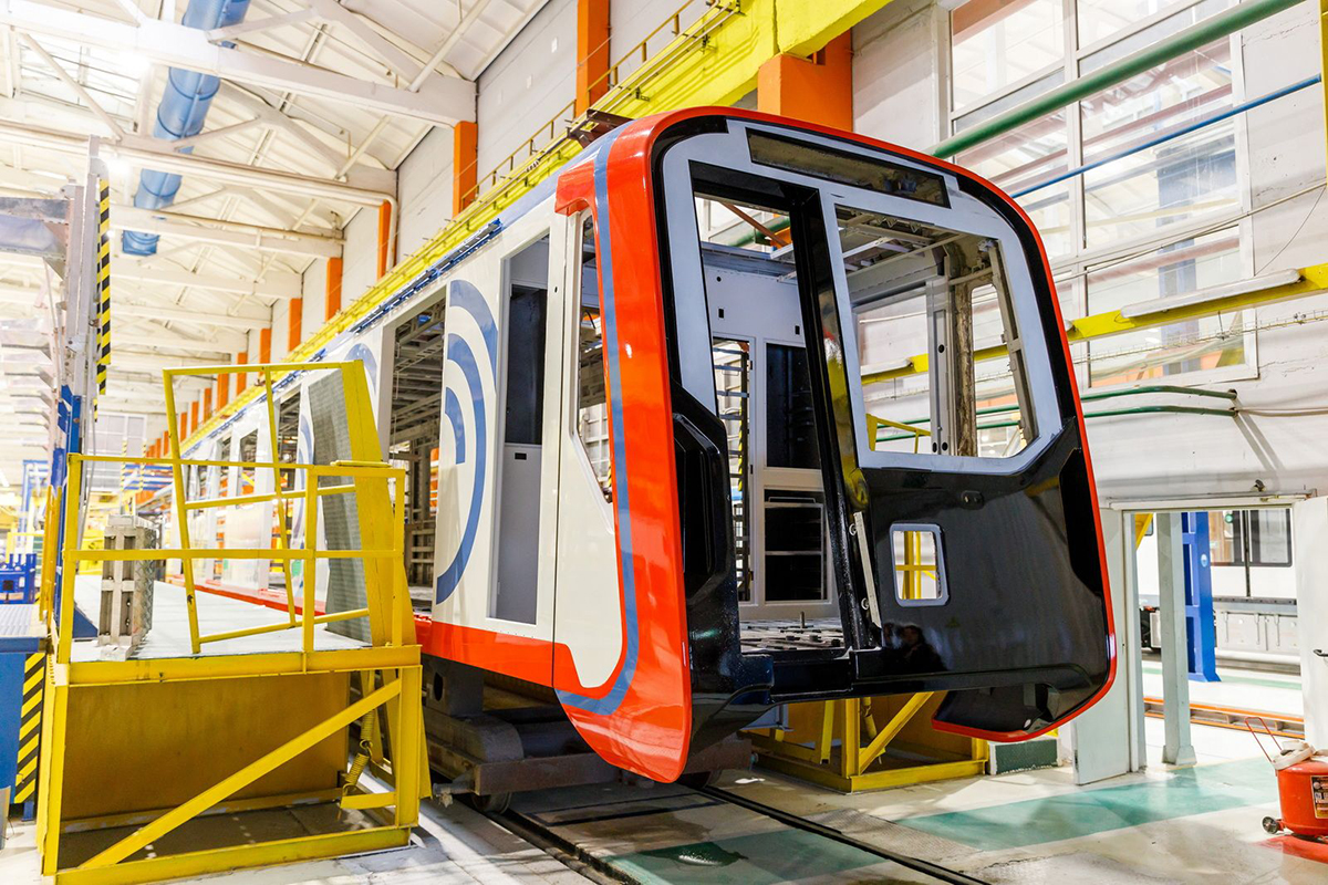 Улучшенная модель вагонов поступит в метро Москвы в 2024 году — Собянин