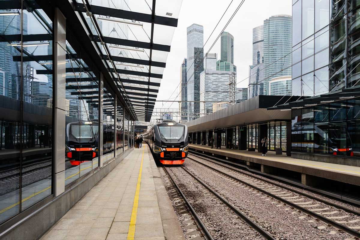 Новый стандарт городских вокзалов изменил облик столичного транспорта — Собянин