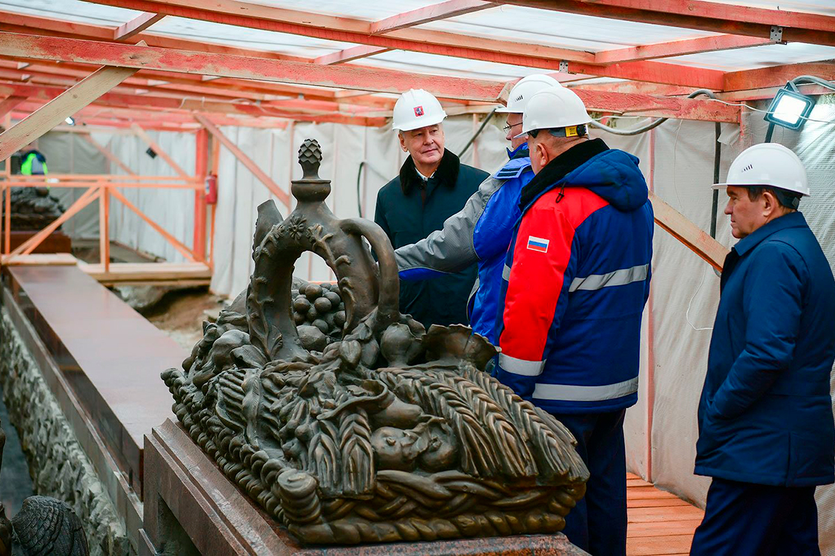 Собянин: На ВДНХ отреставрировали более 30 объектов культурного наследия