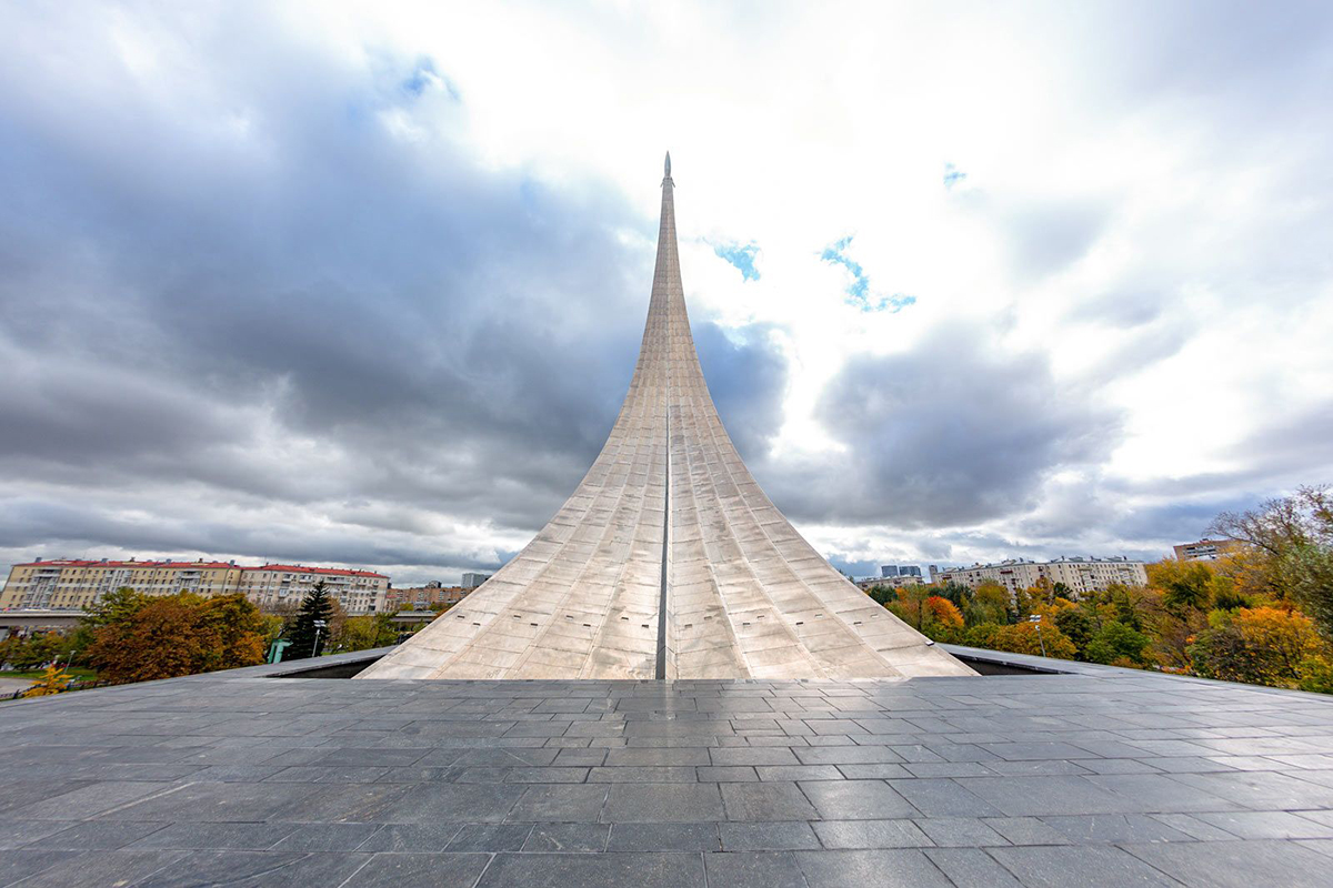 Собянин: Завершили реставрацию монумента «Покорителям космоса» на ВДНХ