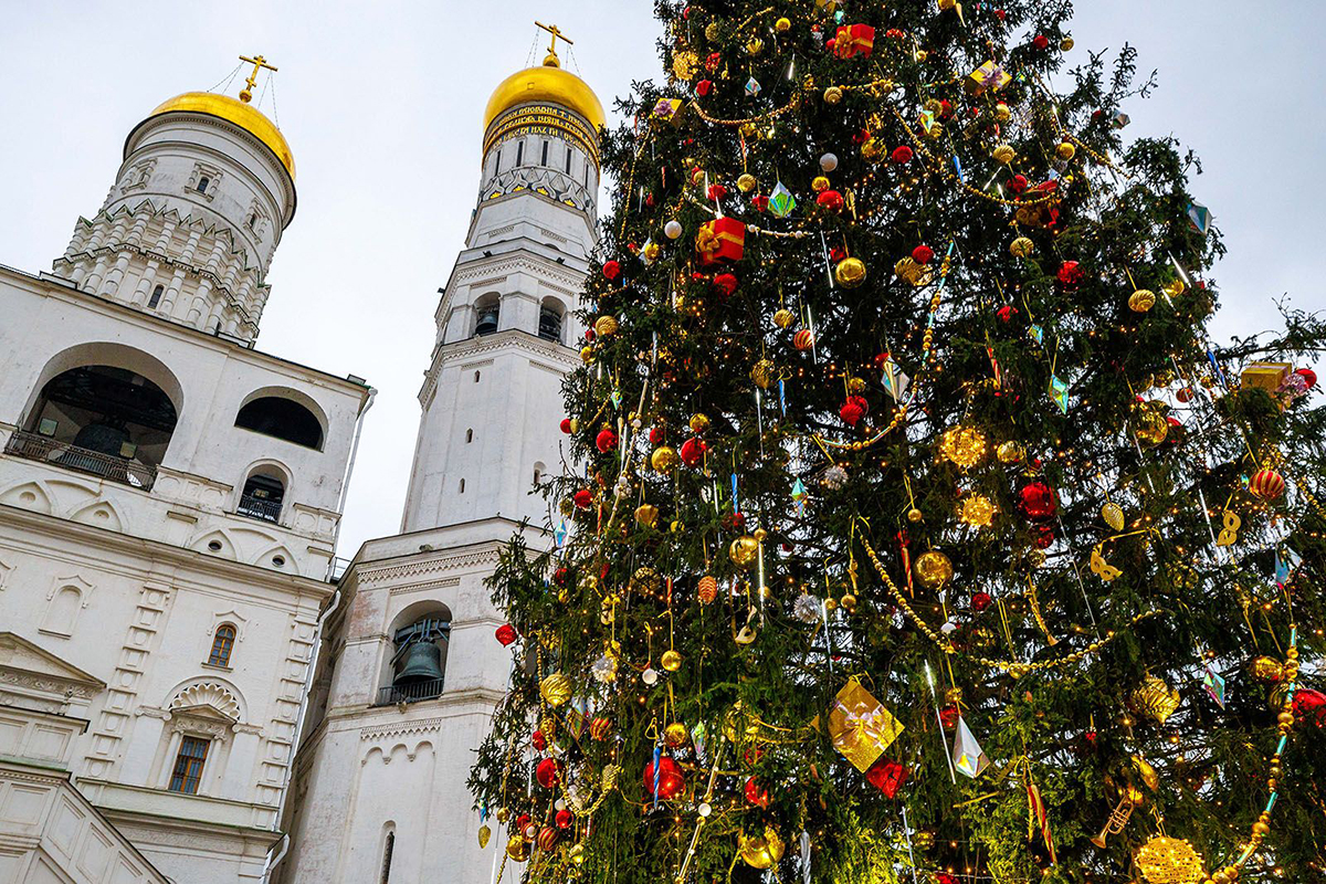 «Москва меняется» поздравляет жителей столицы с Рождеством