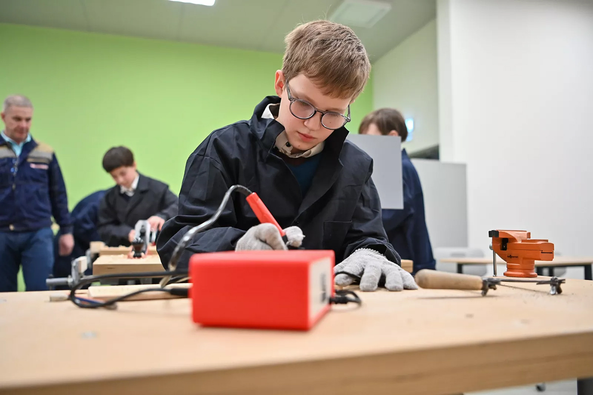 В школах РФ будут изучать 3D-моделирование и робототехнику