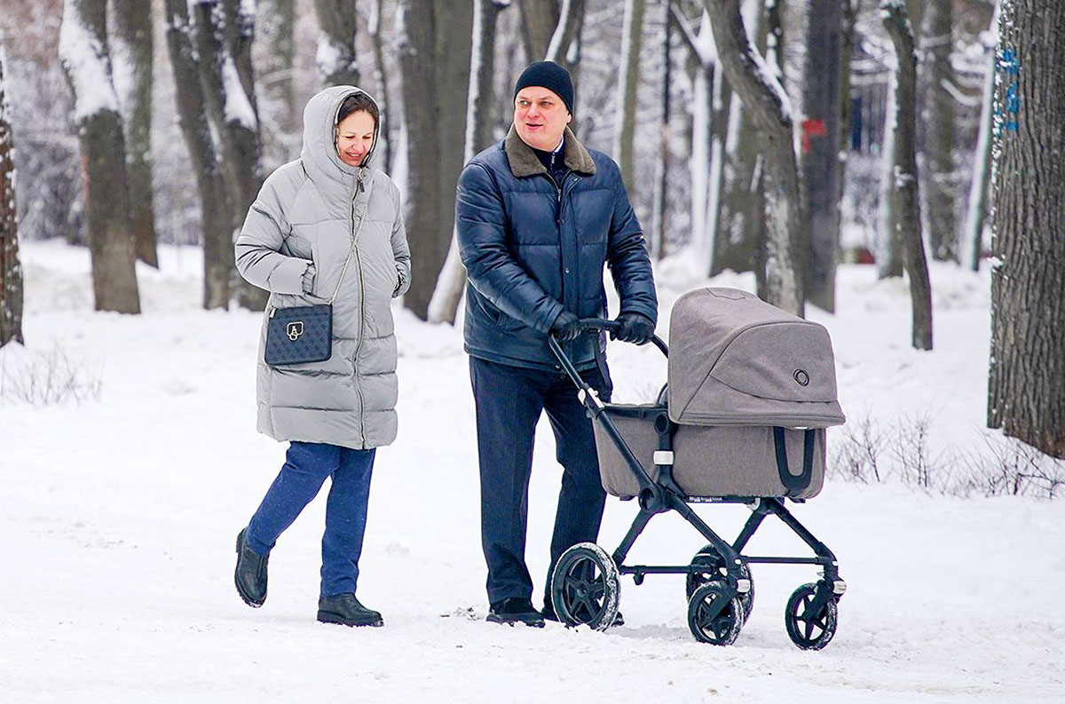 Москва поддерживает всестороннюю помощь многодетным и приемным родителям
