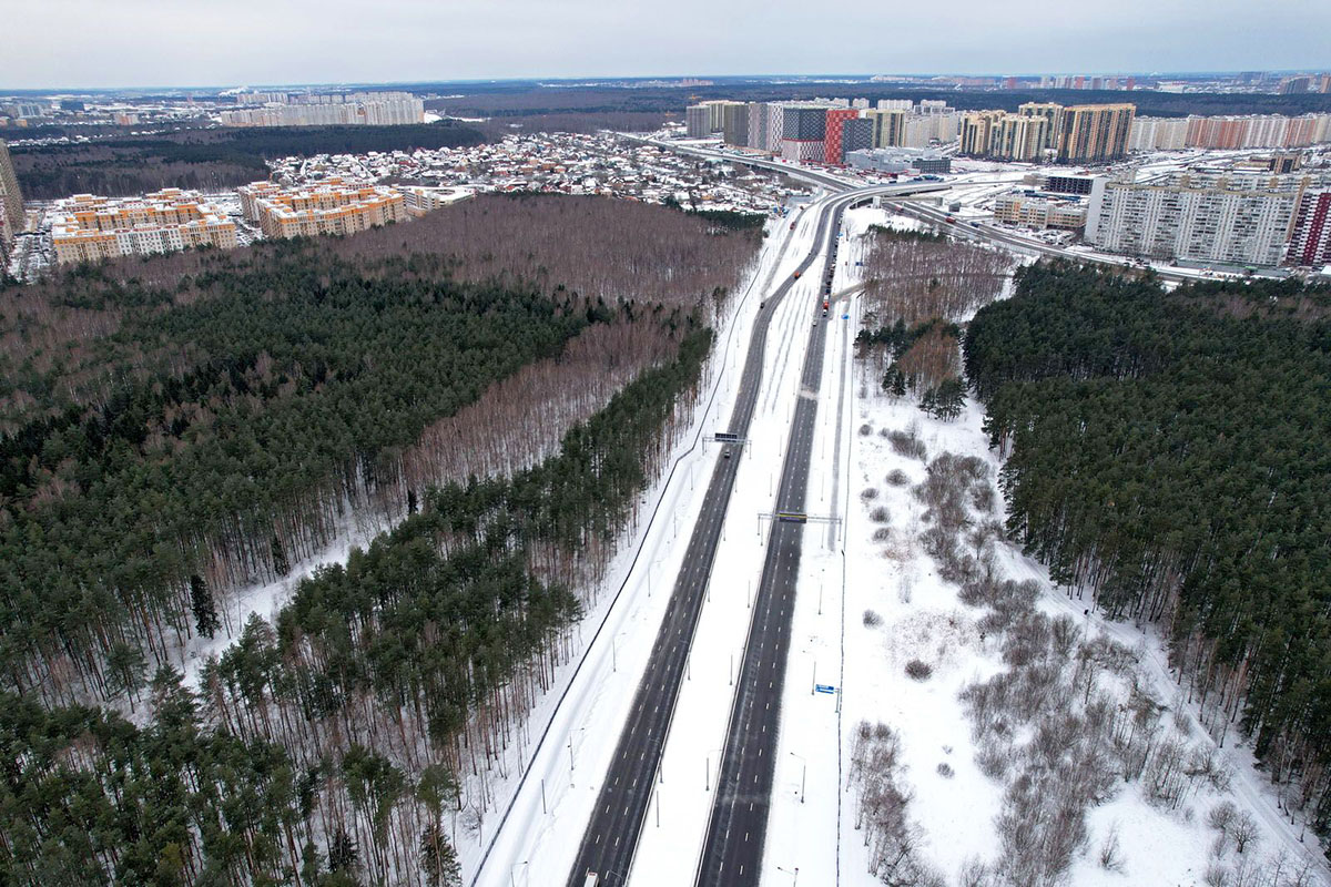 Собянин назвал автодороги, которые построят в Москве до конца 2026 года