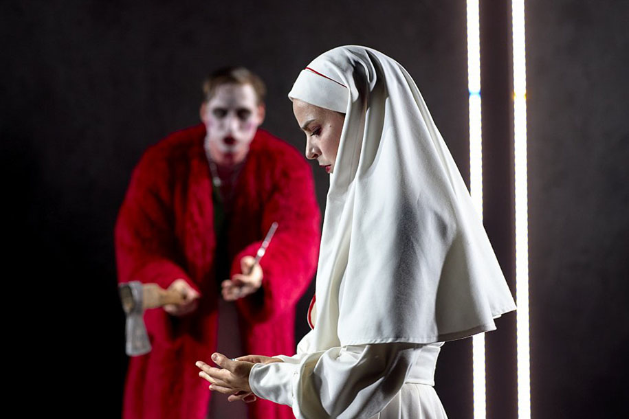 Театр Маяковского приглашает на антикомедию «Мера за меру» по пьесе Шекспира