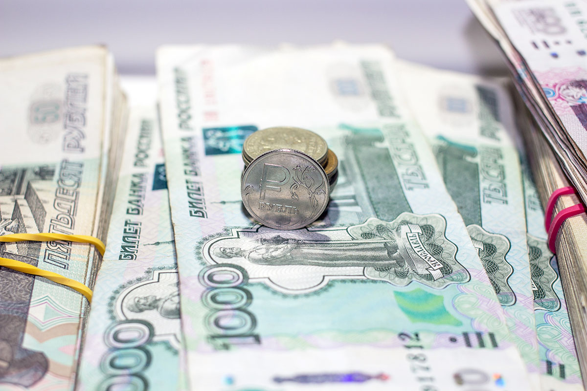 Банк России сообщил об увеличении оборота наличных в РФ почти на 14 %