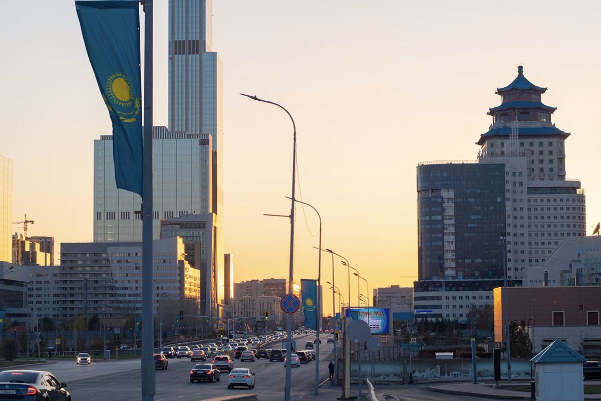 Российские ценные бумаги на триллион рублей в 2023 году могли переехать в Казахстан